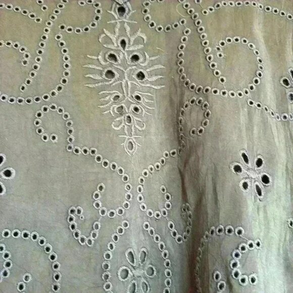 Johnny Was Black 3/4 Sleeve embroidered eyelet tunic style peasant blouse - Picture 6 of 10